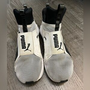 Puma Fierce Core Cross-Trainers Size 7 Womens EU 37.5 Slip-On High Top Sneakers
